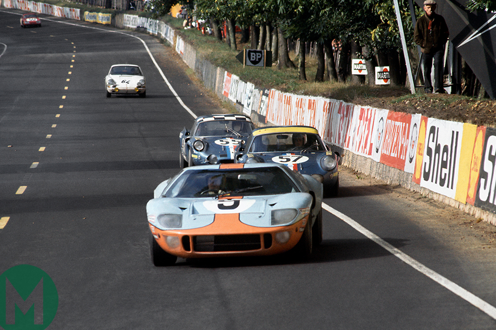 Rodriguez - 1968- FordGT40-LeMans 1968