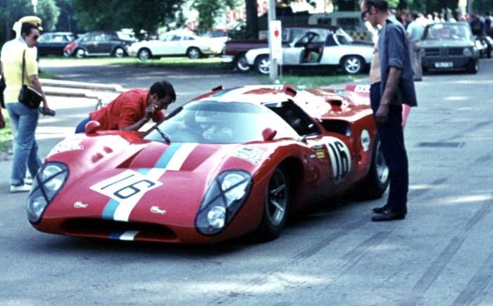 Lola T70 Chassis SL76/146