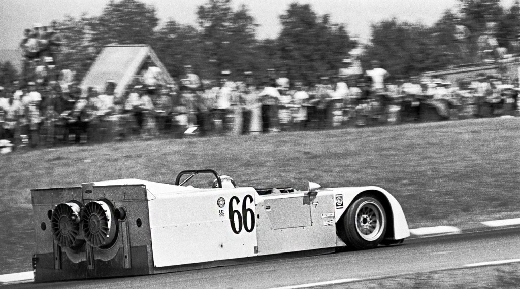 Chaparral 2J